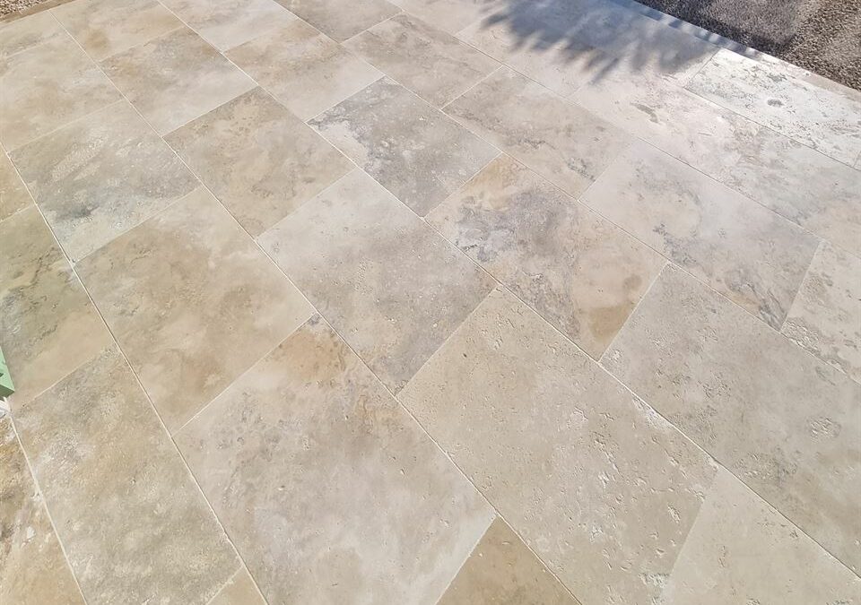 Carrelage pierre de Bourgogne à Mâcon : les avantages pour un revêtement de sol naturel